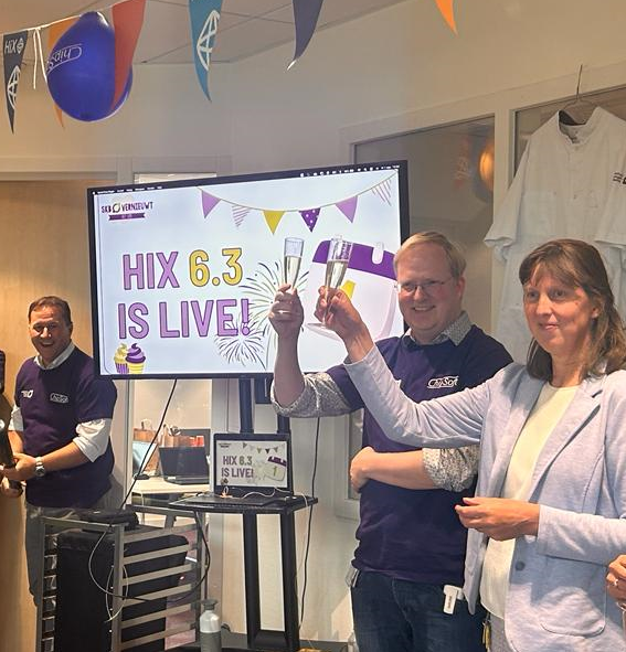 Feestelijk moment tijdens livegang nieuw EPD